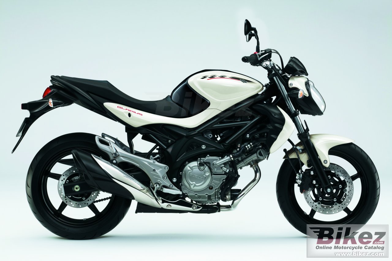 Big Suzuki gladius picture and wallpaper from Bikez.com